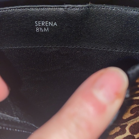 Tahari Serena Bootie size 8.5M - Picture 9 of 14